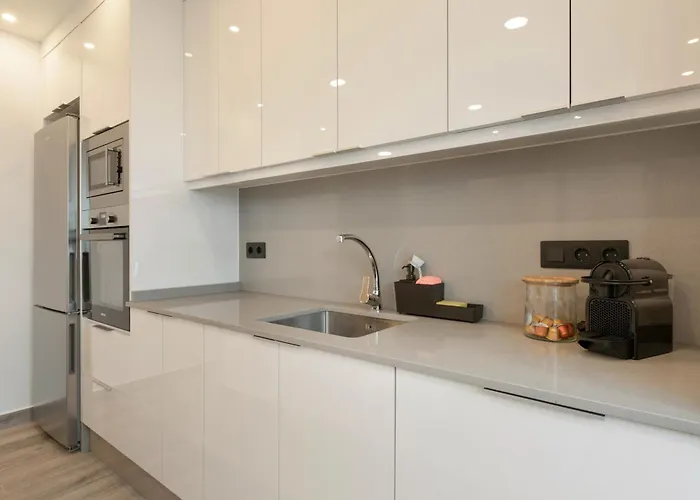 Avenida Maritima קנדלריה